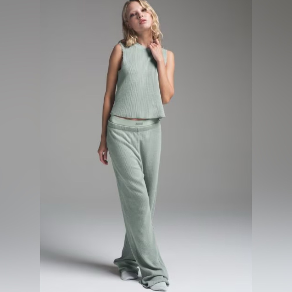 SKIMS Waffle Knit Wide-Leg Lounge Pants & Cutoff T-Shirt Set - Sage Green